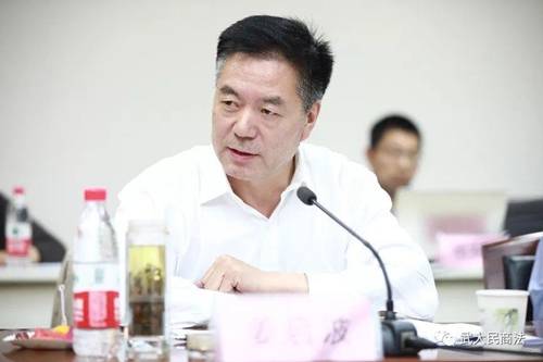 http://fxy.whu.edu.cn/__local/9/9E/5B/F2ADE83967B276D0471ED1C458B_4853EBDB_A848.jpg