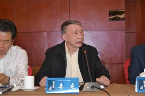 http://fxy.whu.edu.cn/__local/D/E2/4D/1BF7BBD10A2C36583B47E8C51E9_F644246C_EFD3.jpg